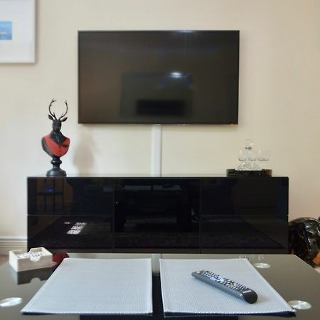 Gorgeous 2 Bedroom Apartment In Converted Church Edinburgh Ngoại thất bức ảnh