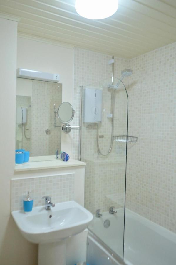 Gorgeous 2 Bedroom Apartment In Converted Church Edinburgh Ngoại thất bức ảnh