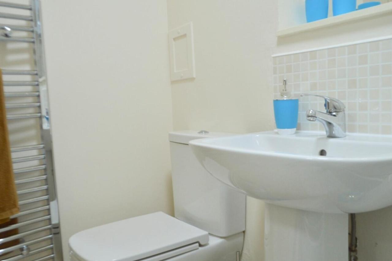 Gorgeous 2 Bedroom Apartment In Converted Church Edinburgh Ngoại thất bức ảnh